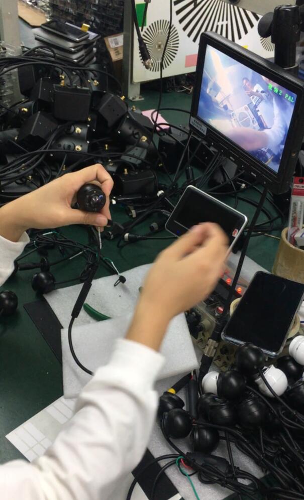 Pagsubok sa kalidad ng audio at trim line ng car ball camera